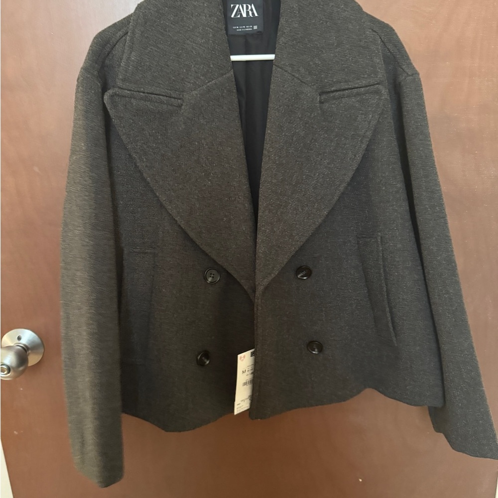 Zara Women's Black Double-Breasted Coat - no tags